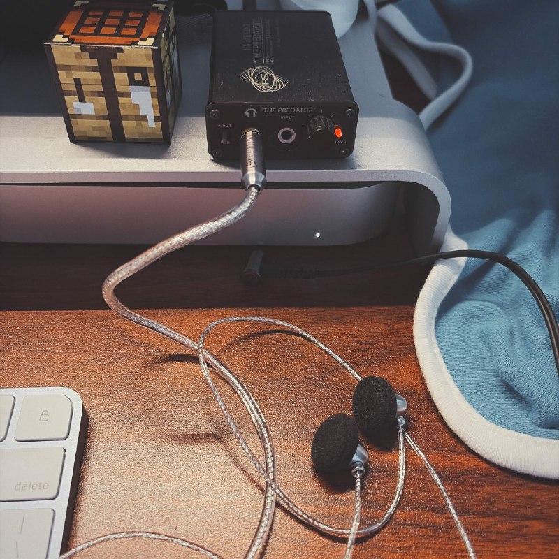 父子周刊 011 使命召唤帅枪，重拾爱好烧耳塞👋你好,这里是父子大乱斗播客的 newsletter，JR 和 happy 通过这份周刊分享各自的一个小故事，谢谢你的订阅和阅读